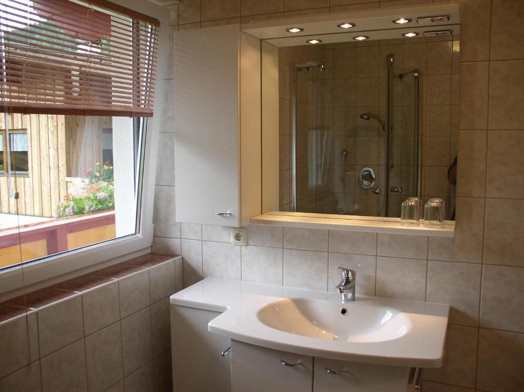 Haus Waldfriede Apartman Pertisau Szoba fotó
